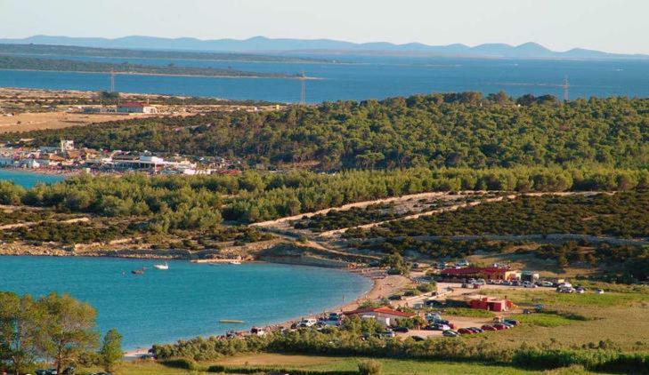 Loncar-near Zrce * Novalja