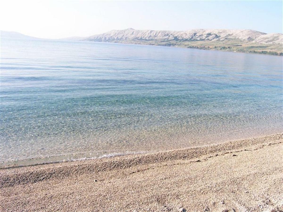 Loncar-near Zrce Apartment *